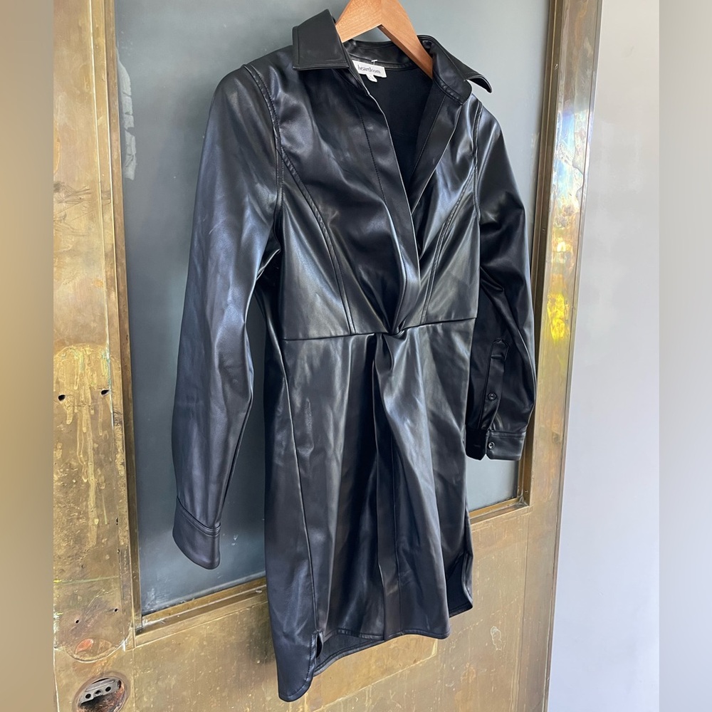 Heartloom Black Faux Leather Deep V Mini Dress Size S - Picture 2 of 4